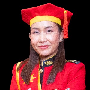 អ្នកនាង យឹម​ បូរ៉ាមី