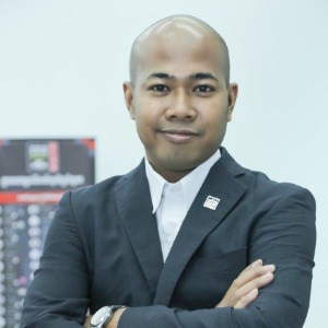 លោក សឿន បូរ៉ា