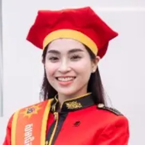 ជំទាវ សម្បូរ ស្រីពេជ្រ